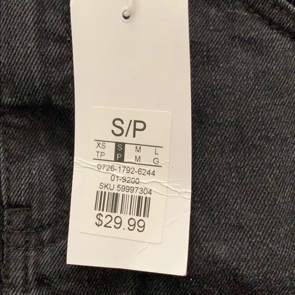 Black jean skirt - Picture 4 of 4